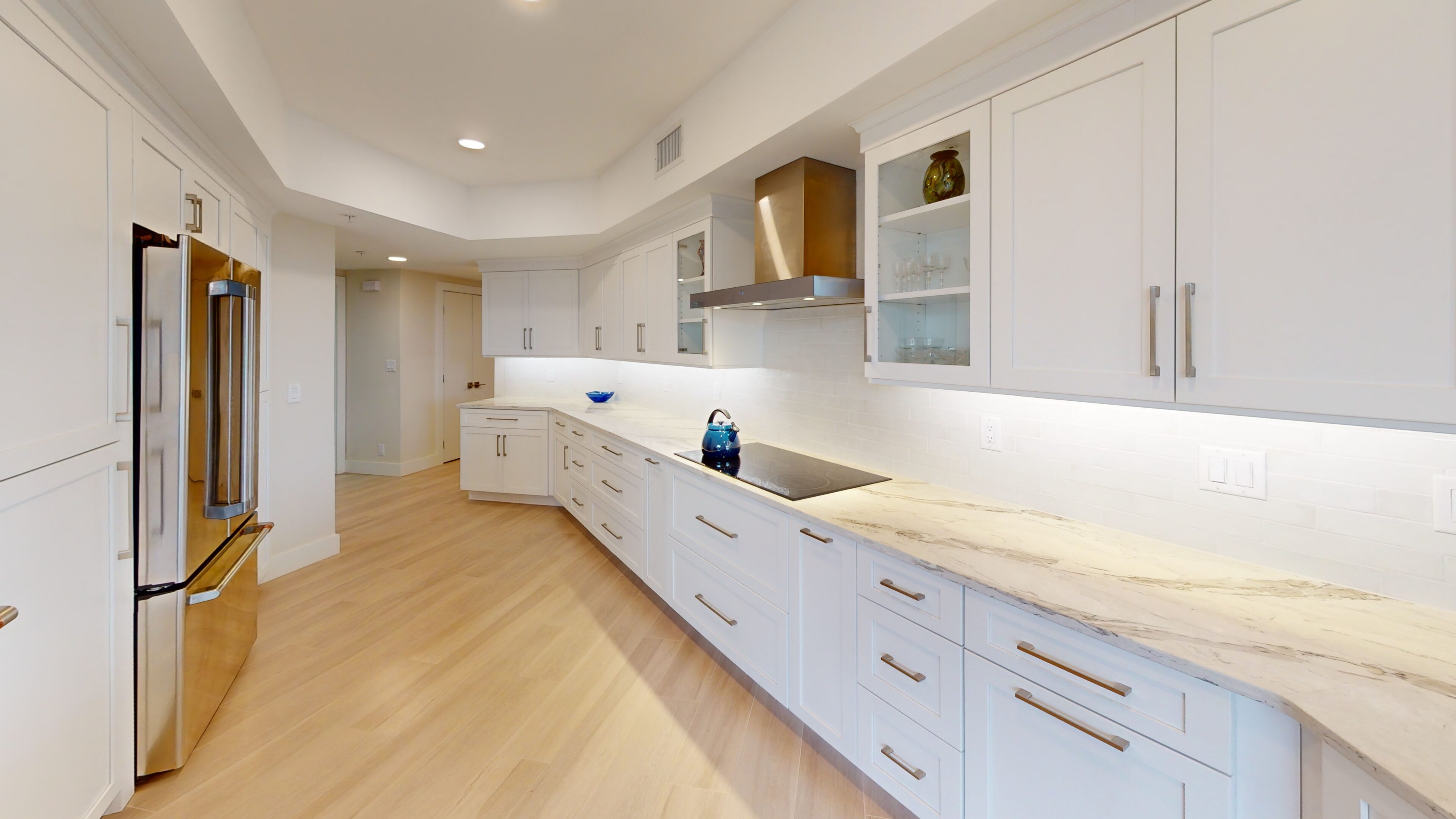 6a98a5847c185_Longboat Key Atrium Kitchen Renovation